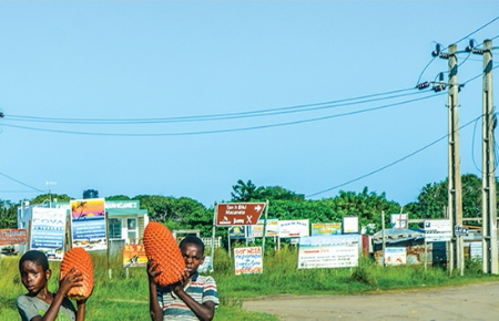 Sustainable Energy and Broadband Access in Rural Mozambique Project  (PROENERGIA+)